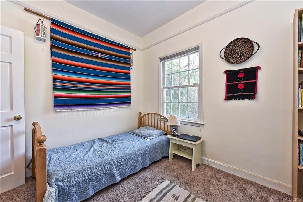 228 Lansdowne Road Charlotte NC 28270