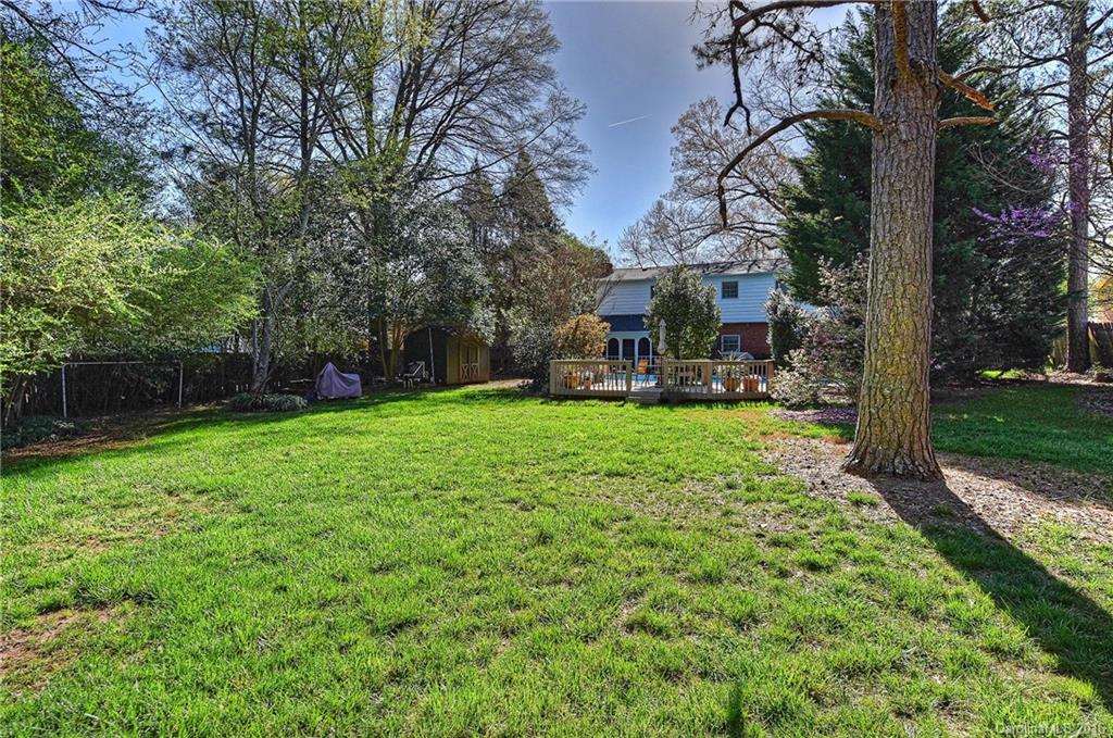 228 Lansdowne Road Charlotte NC 28270