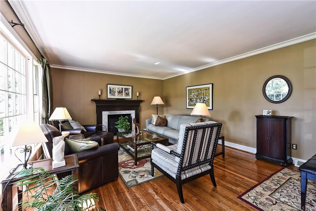 228 Lansdowne Road Charlotte NC 28270