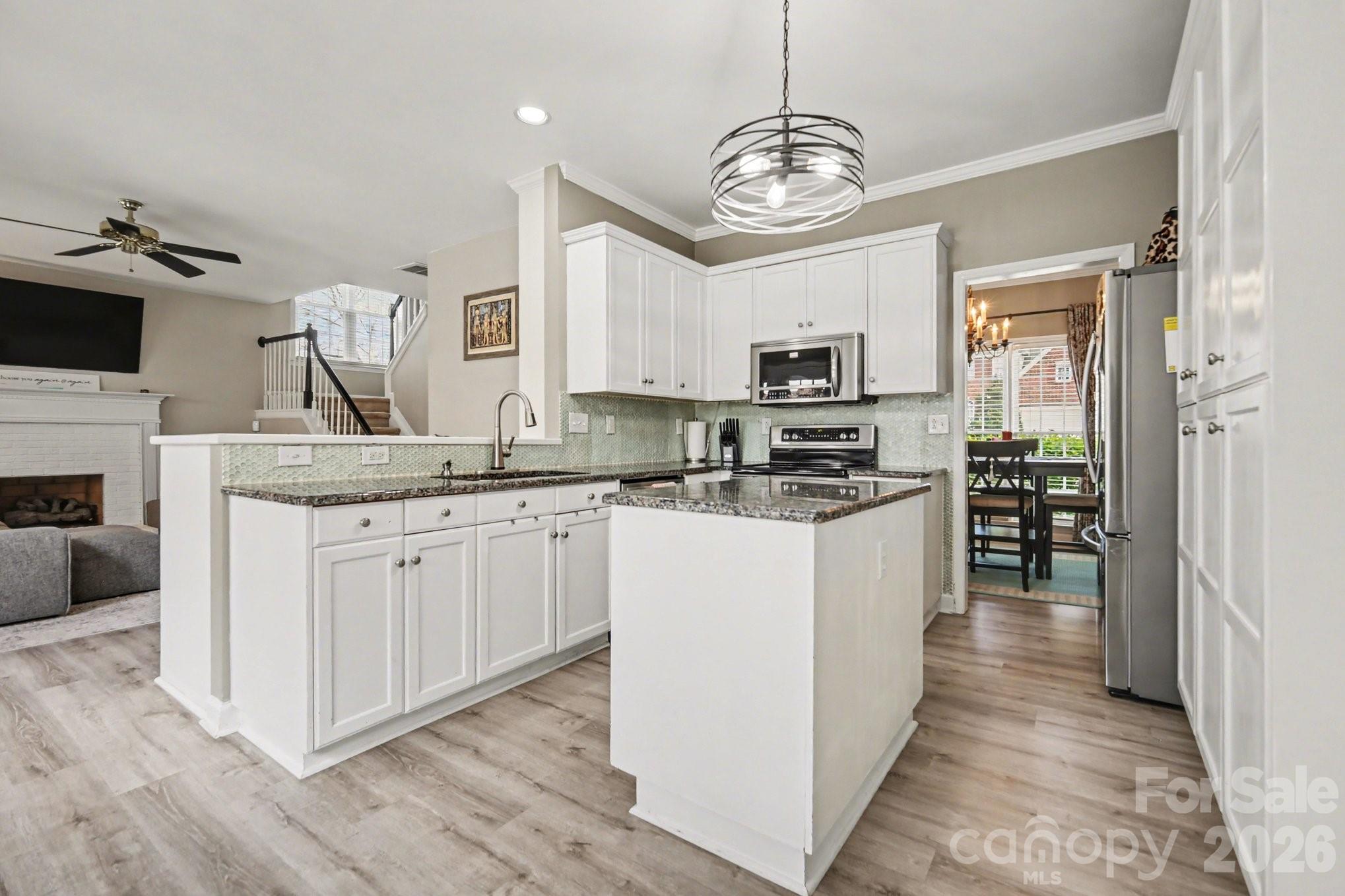 2518 Pimpernel Road Charlotte NC 28213