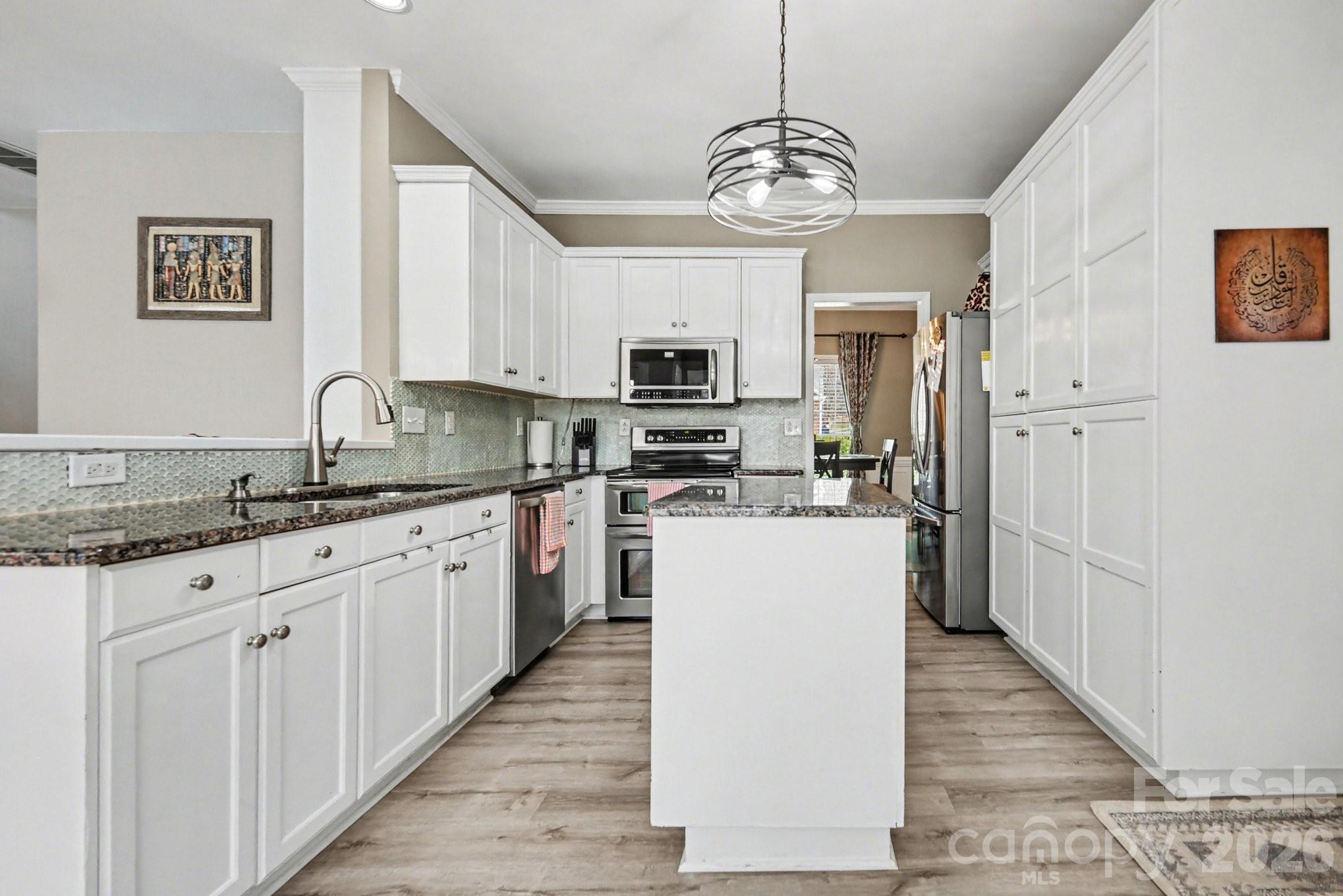 2518 Pimpernel Road Charlotte NC 28213
