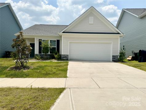 211 Surrey Oak Lane Charlotte NC 28216