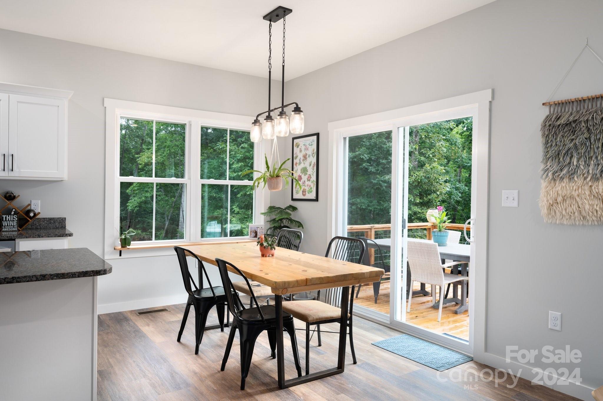 52 Shuler Road Candler NC 28715