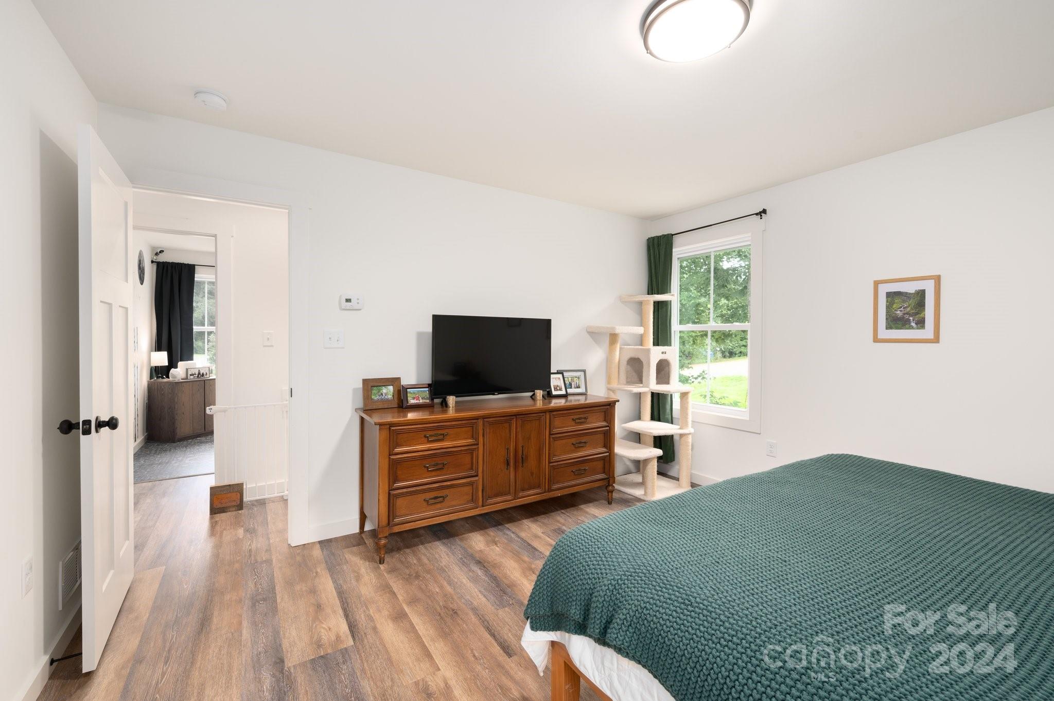 52 Shuler Road Candler NC 28715