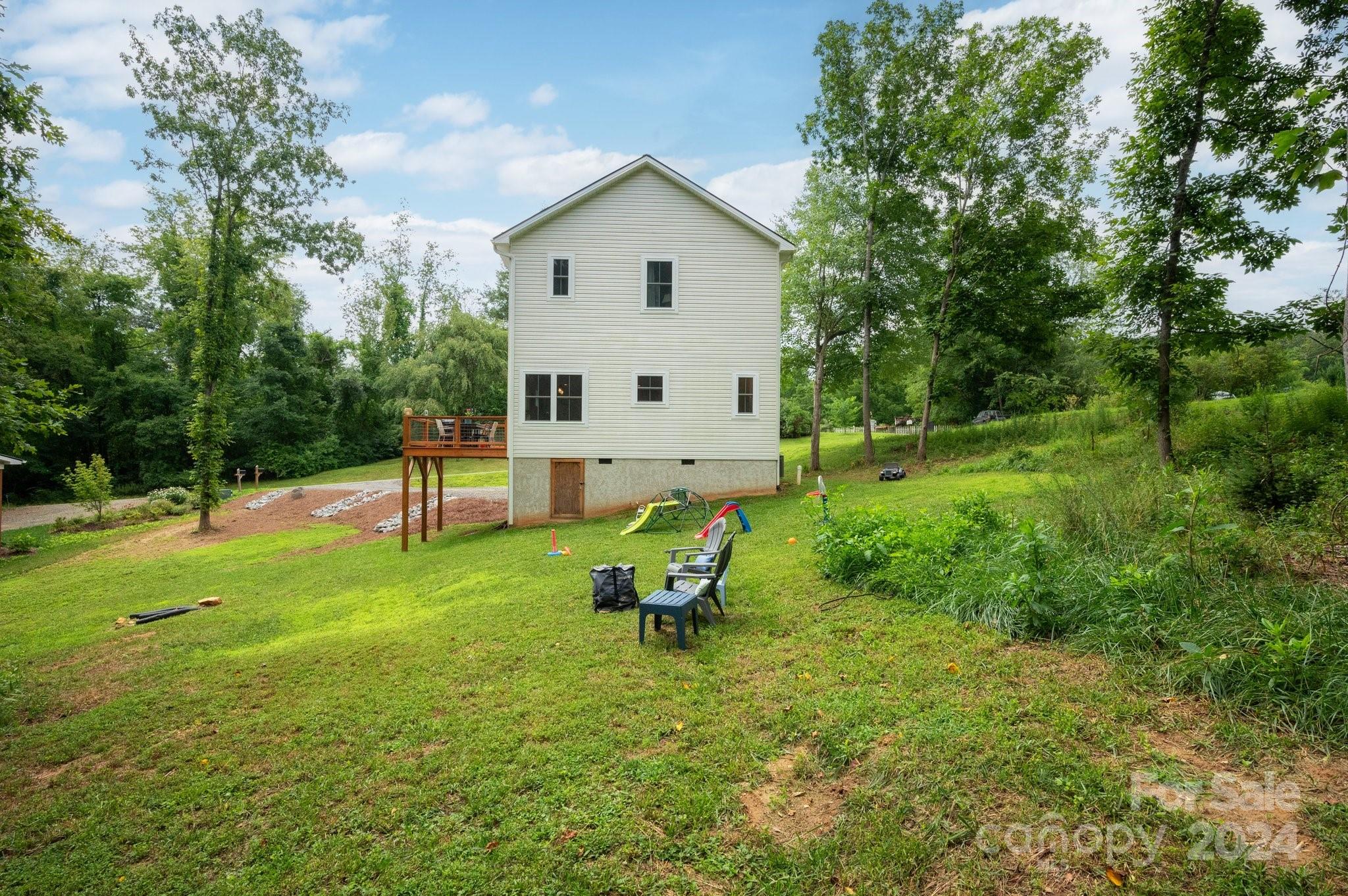 52 Shuler Road Candler NC 28715