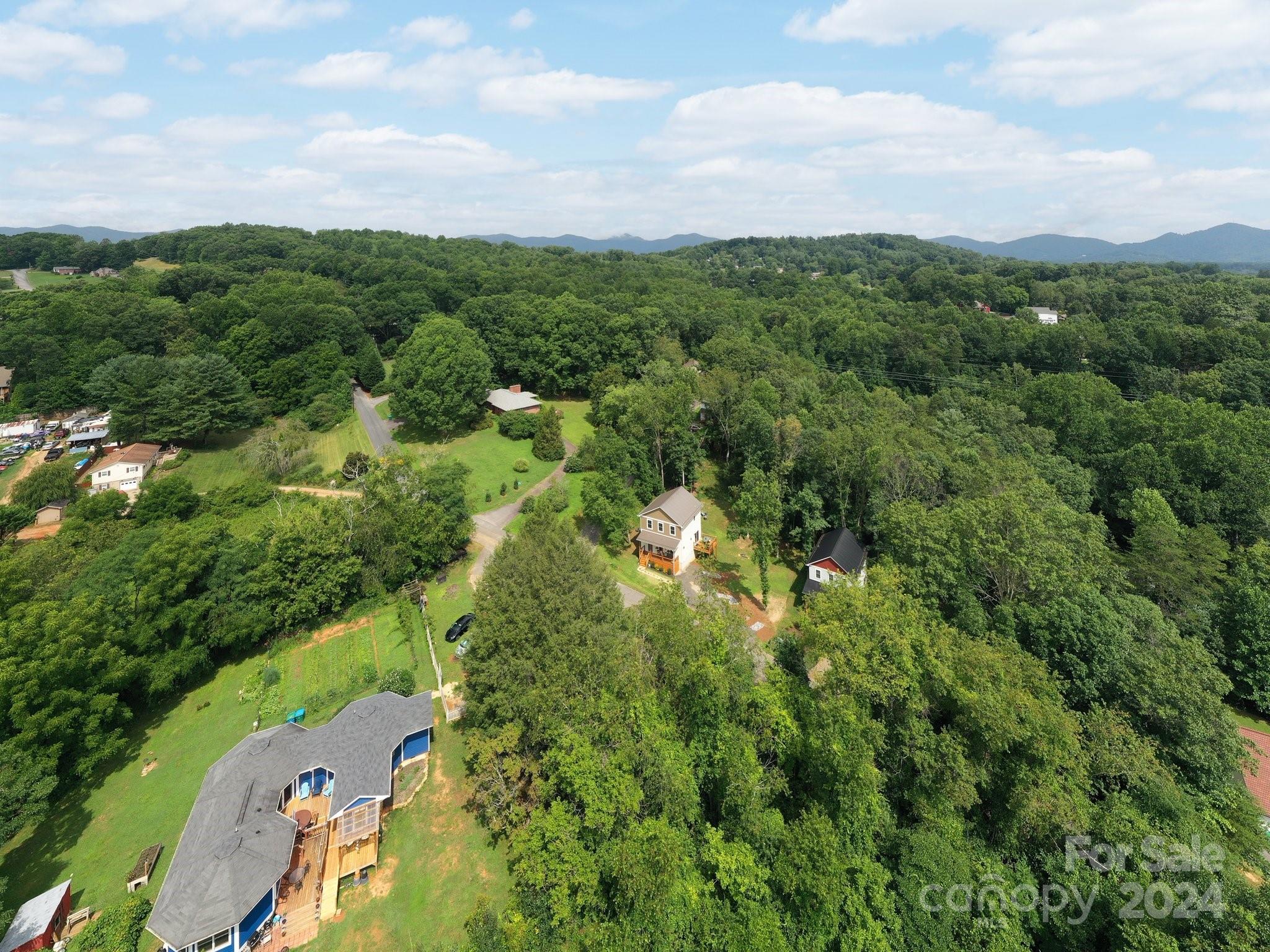 52 Shuler Road Candler NC 28715
