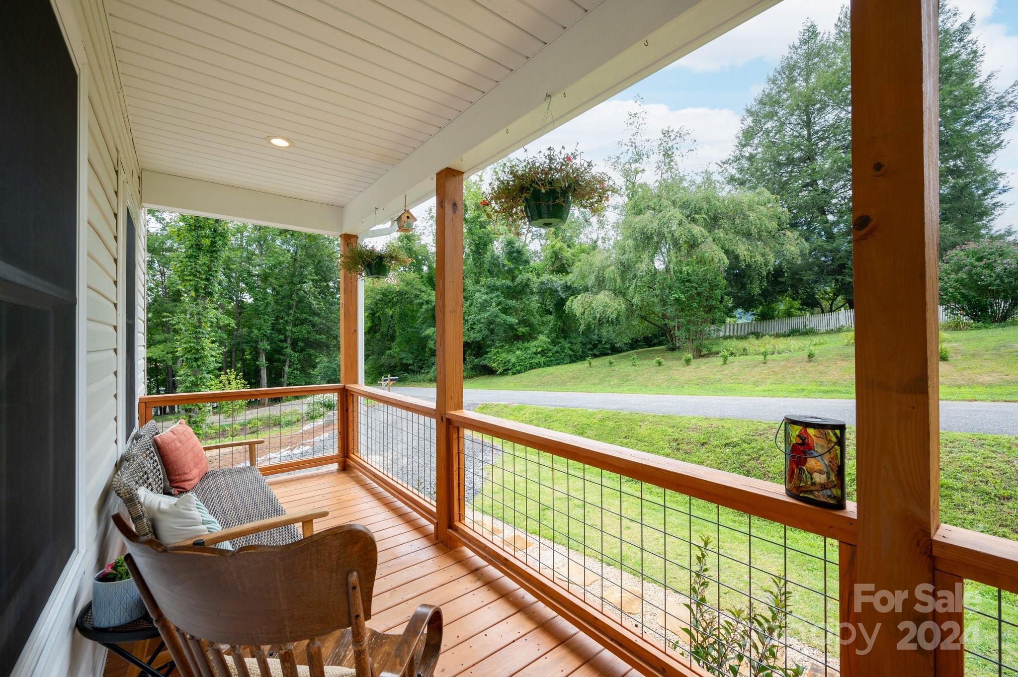 52 Shuler Road Candler NC 28715