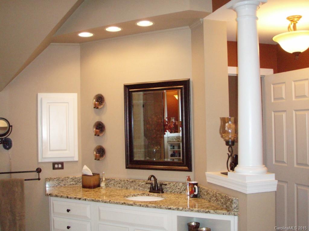 16209 Bridgehampton Club Drive Charlotte NC 28277