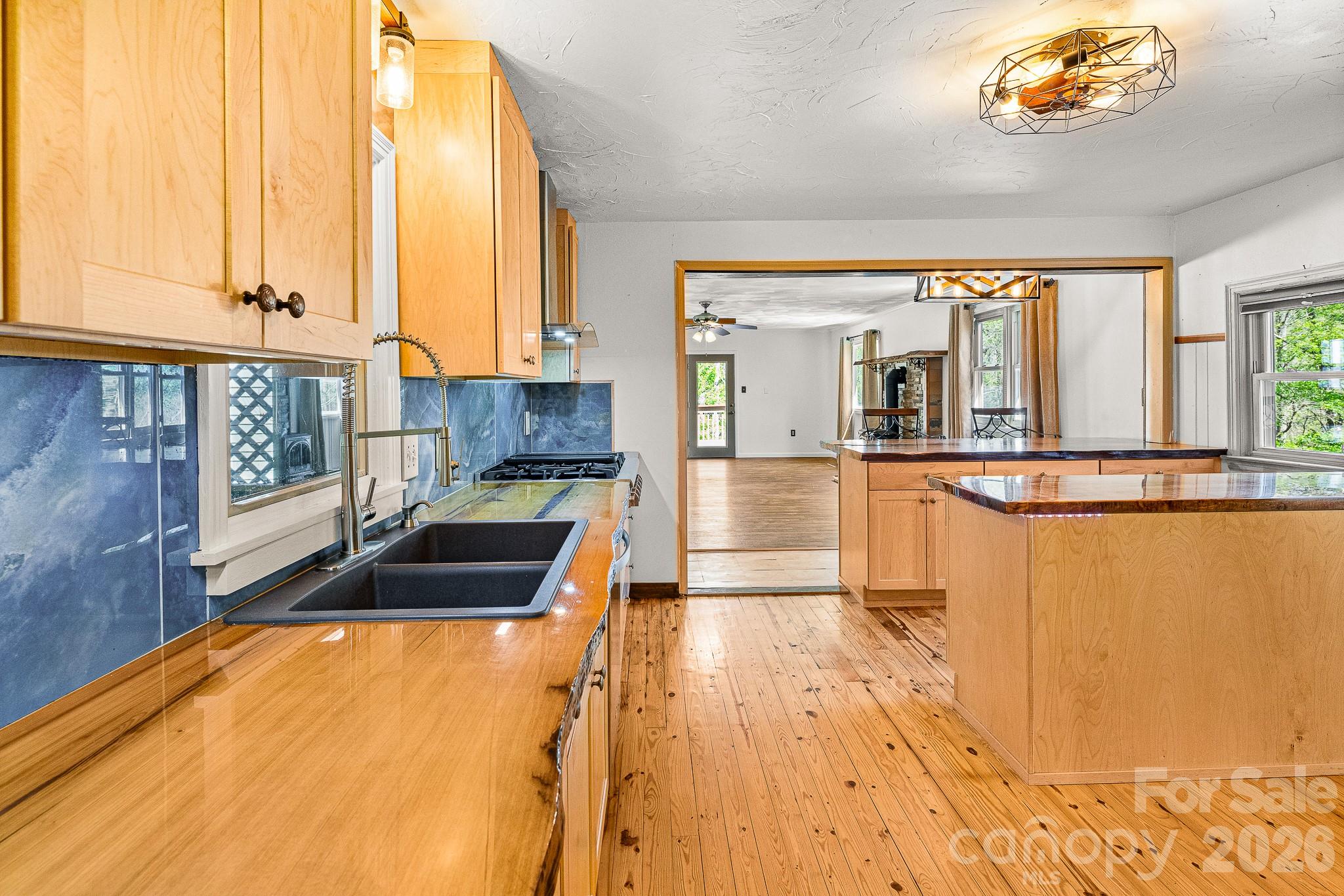 114 Walker Street Black Mountain NC 28711