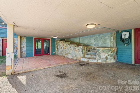 114 Walker Street Black Mountain NC 28711