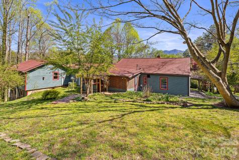 114 Walker Street Black Mountain NC 28711