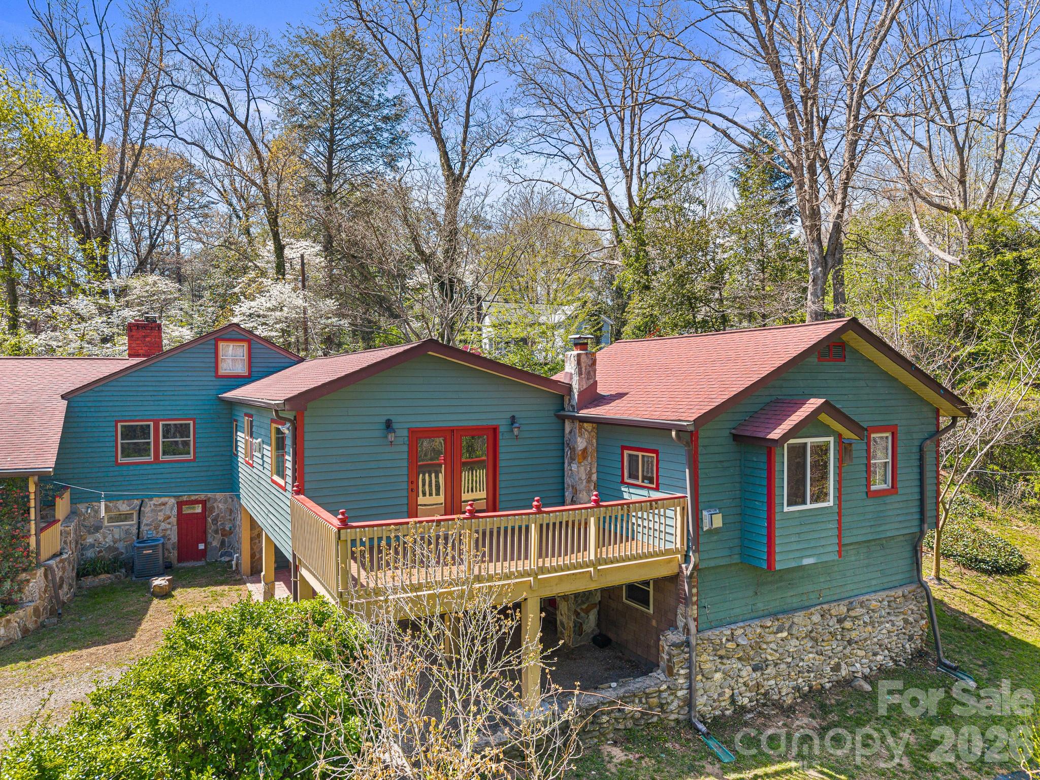 114 Walker Street Black Mountain NC 28711