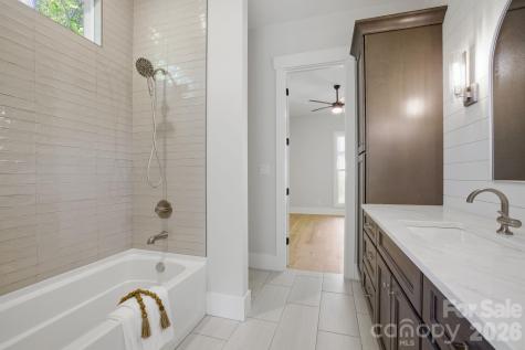 8321 Long Island Road Catawba NC 28609