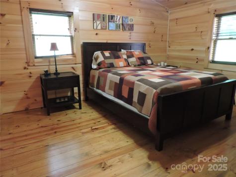 103 Chucks Lane Bakersville NC 28705