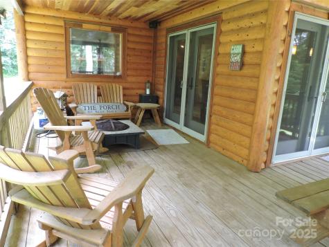 103 Chucks Lane Bakersville NC 28705