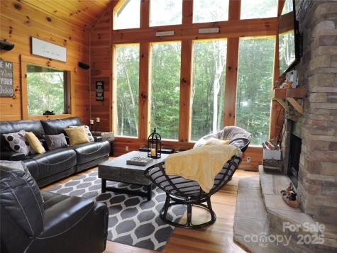 103 Chucks Lane Bakersville NC 28705