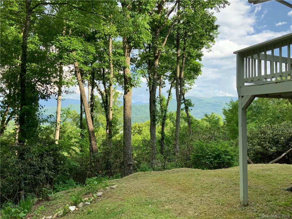 617 Leisure Lane Burnsville NC 28714