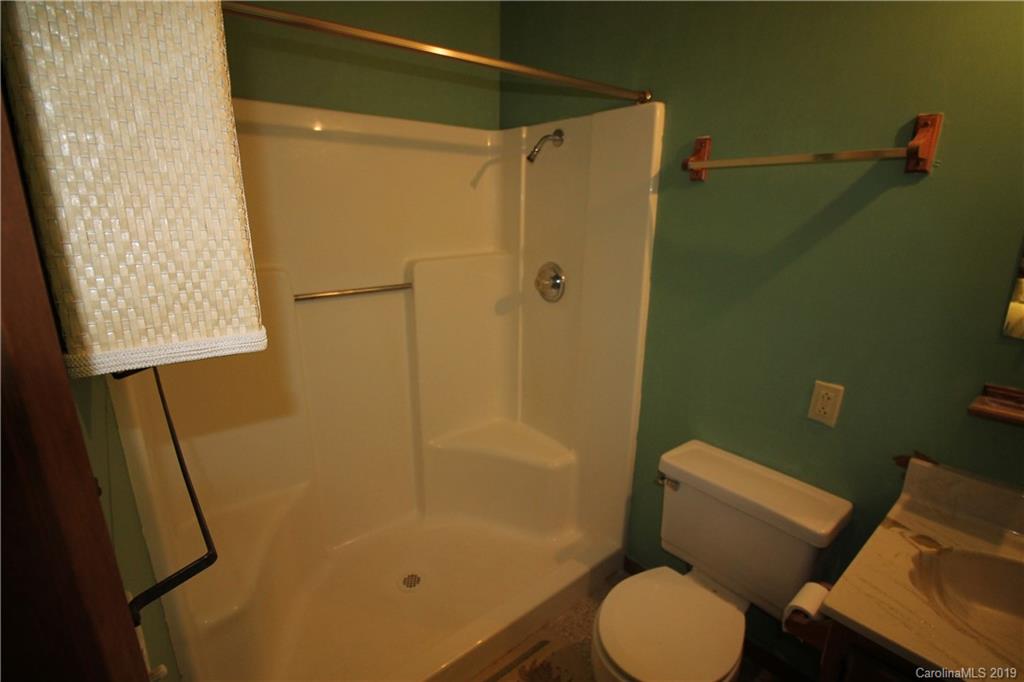 617 Leisure Lane Burnsville NC 28714