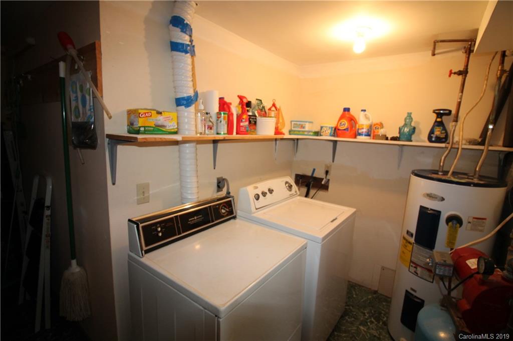 617 Leisure Lane Burnsville NC 28714