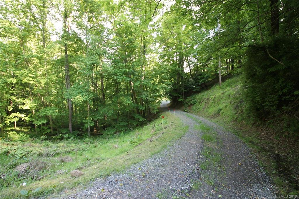617 Leisure Lane Burnsville NC 28714