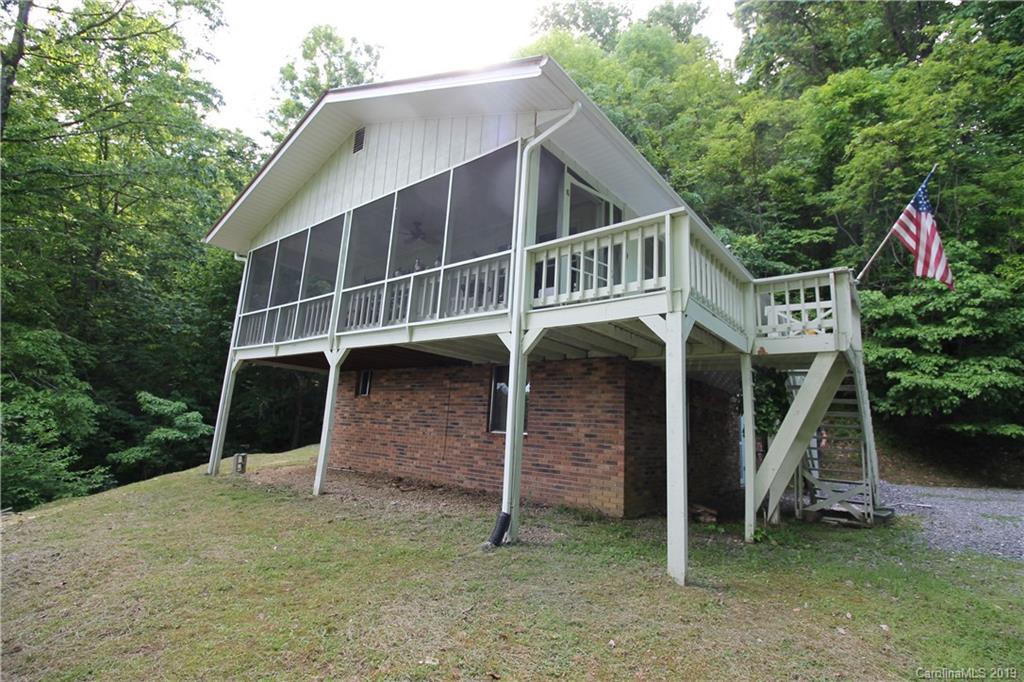 617 Leisure Lane Burnsville NC 28714