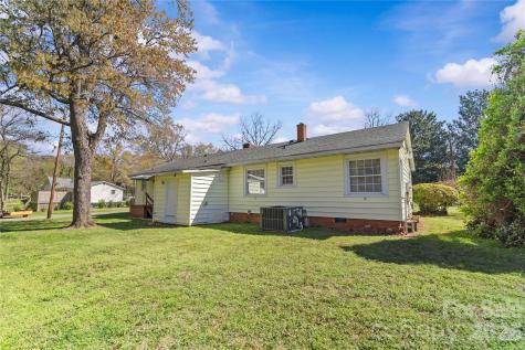 2517 Plum Street Charlotte NC 28269