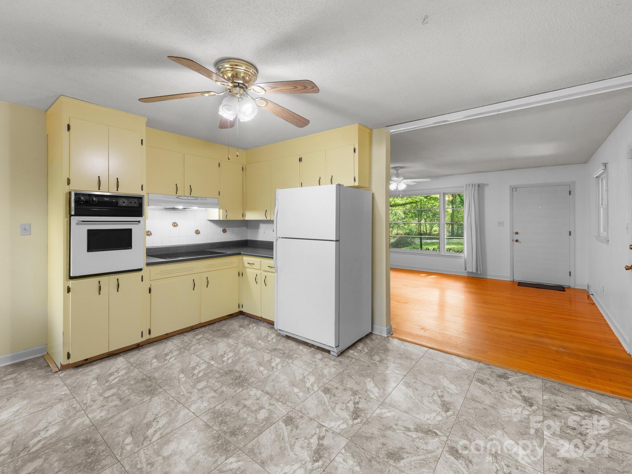 12 Mulberry Drive Arden NC 28704