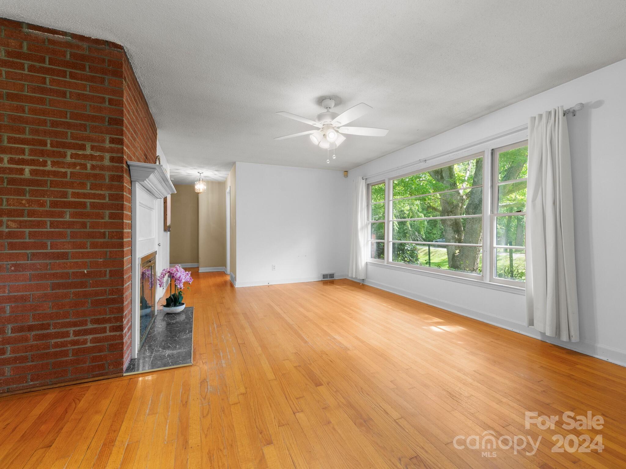 12 Mulberry Drive Arden NC 28704