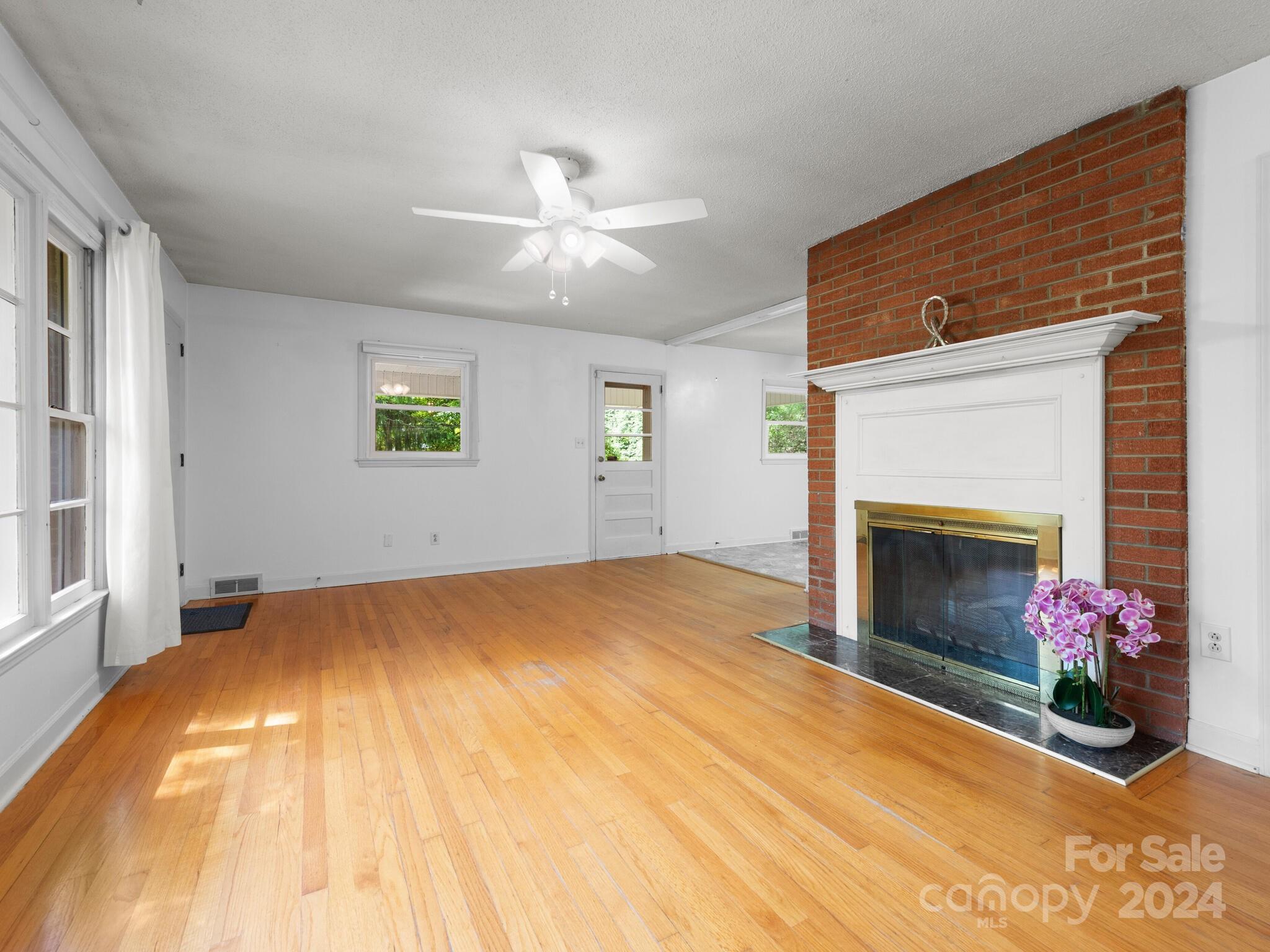 12 Mulberry Drive Arden NC 28704
