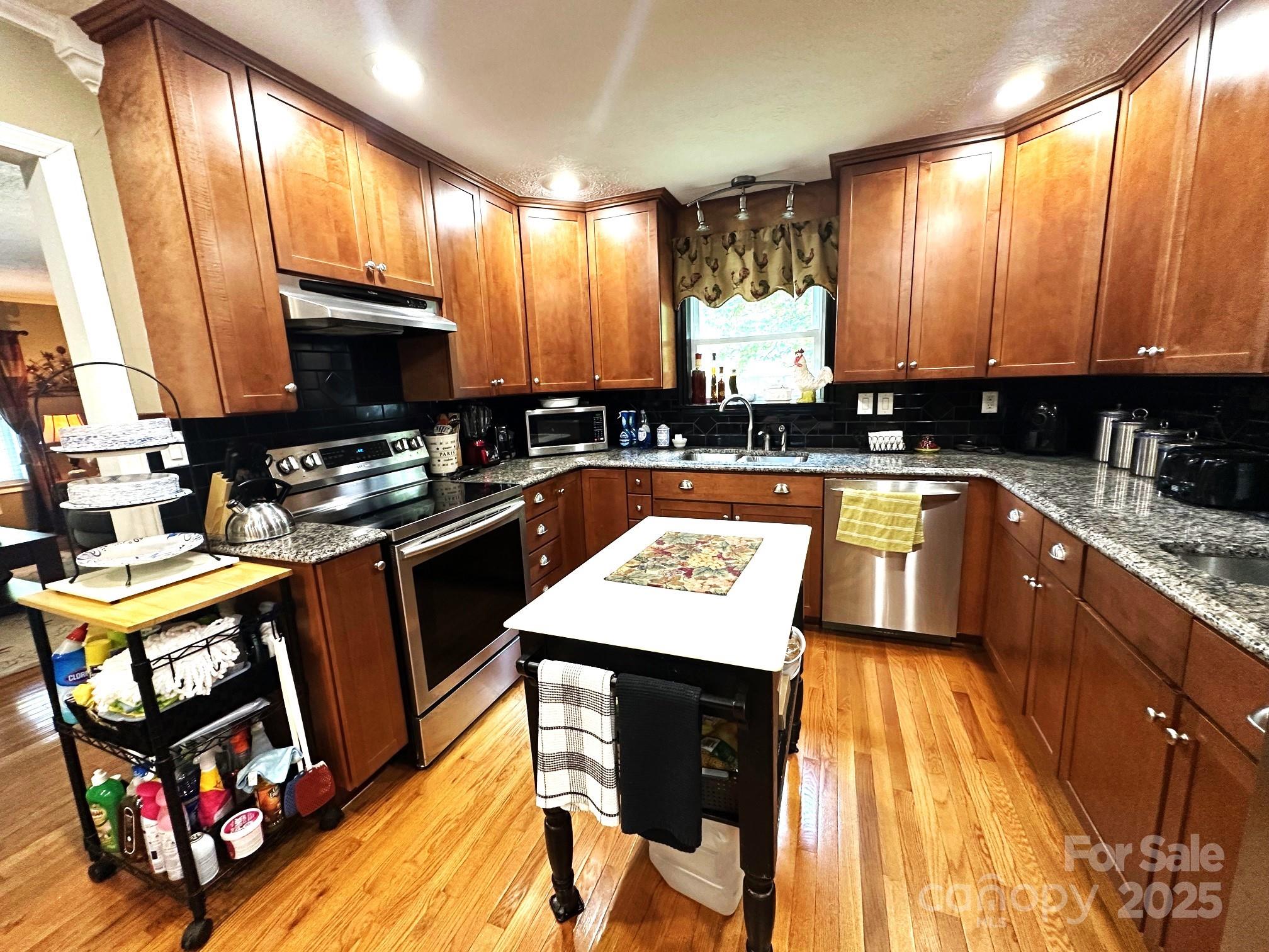 25 Norman Road Fletcher NC 28732