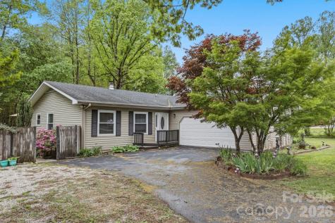 25 Norman Road Fletcher NC 28732