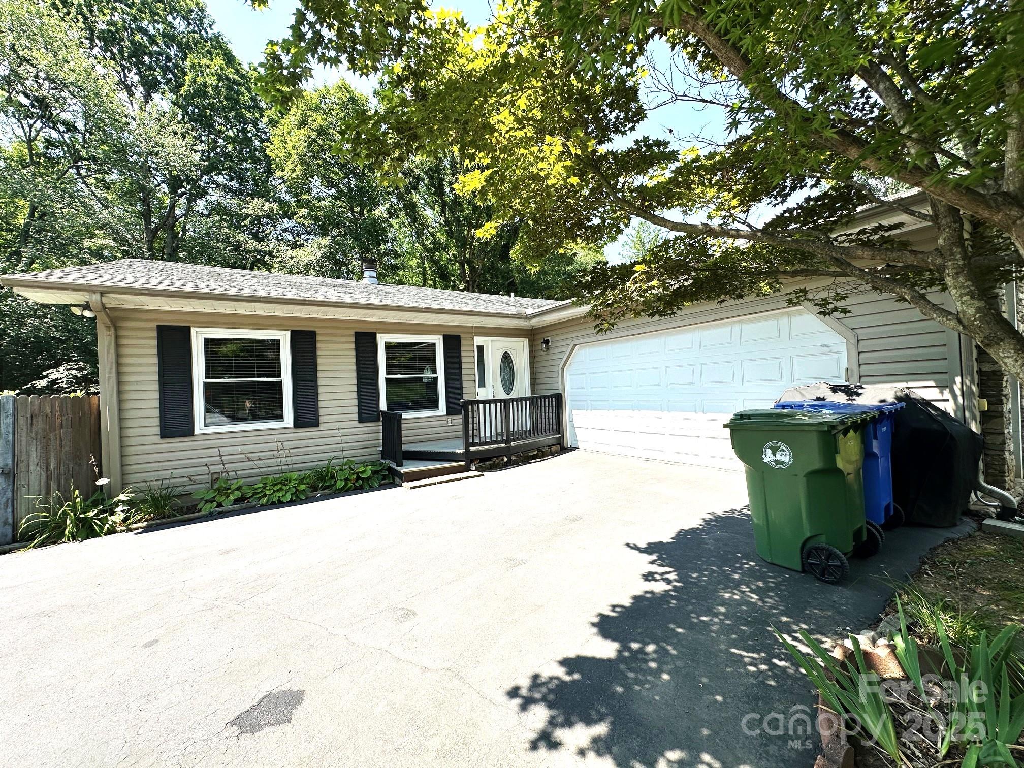 25 Norman Road Fletcher NC 28732