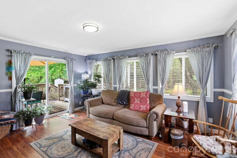 25 Norman Road Fletcher NC 28732