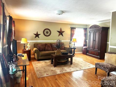 25 Norman Road Fletcher NC 28732