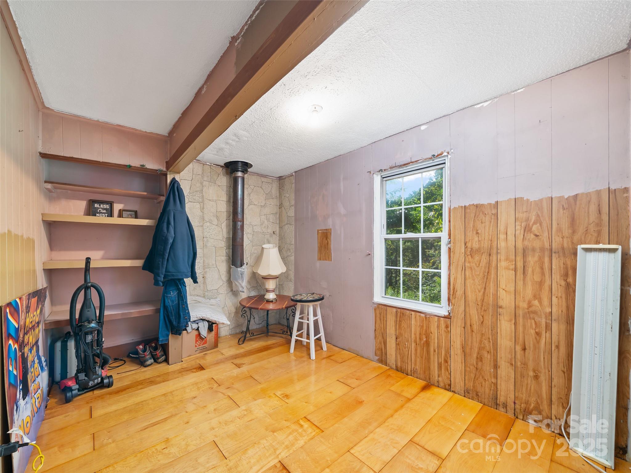 353 Perkins Road Bakersville NC 28705