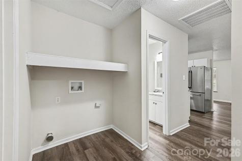 1910 Parkdale Avenue Gastonia NC 28052