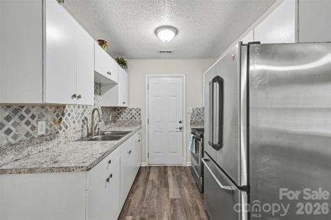 1910 Parkdale Avenue Gastonia NC 28052
