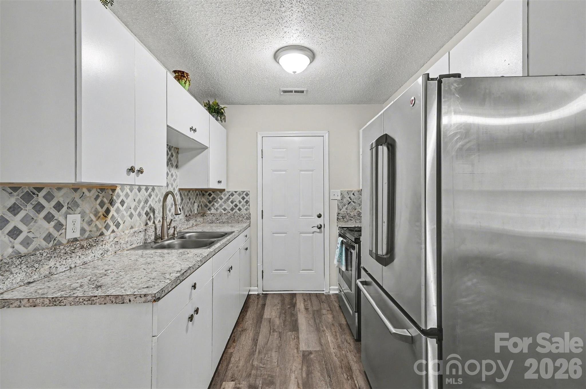 1910 Parkdale Avenue Gastonia NC 28052