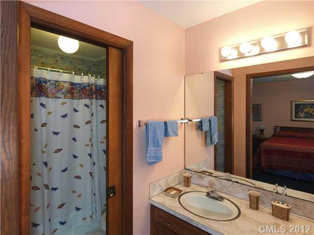 1901 Carmel Ridge Road Charlotte NC 28226