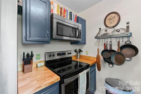 280 Timberside Drive Mars Hill NC 28754