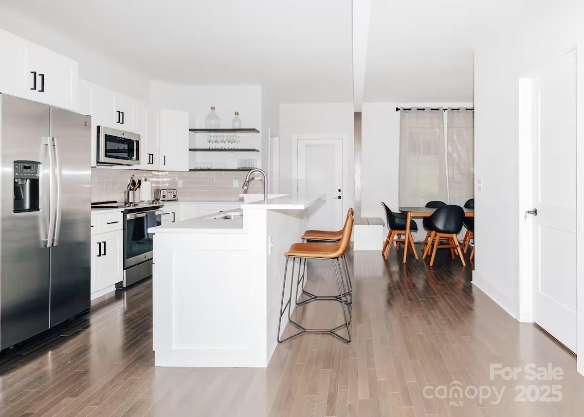 1057 Riverside Drive Asheville NC 28804