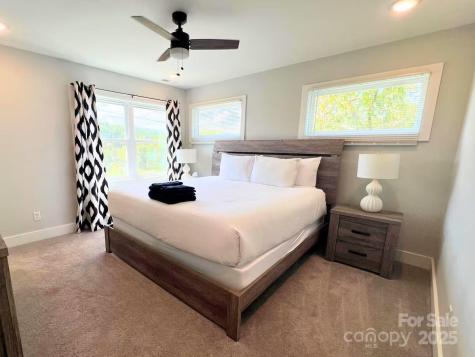 1057 Riverside Drive Asheville NC 28804