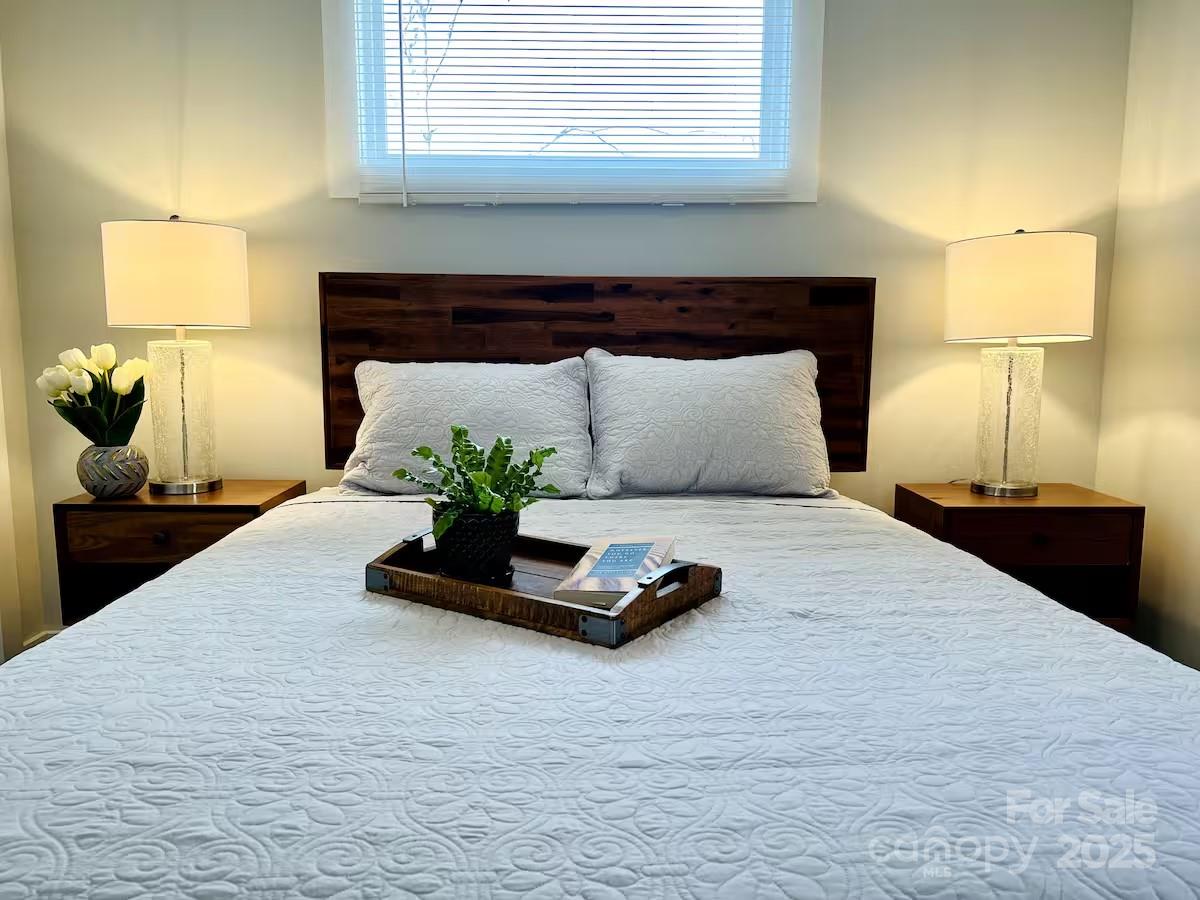 1057 Riverside Drive Asheville NC 28804