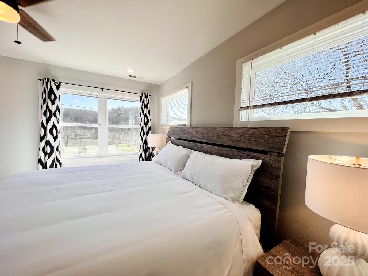 1057 Riverside Drive Asheville NC 28804