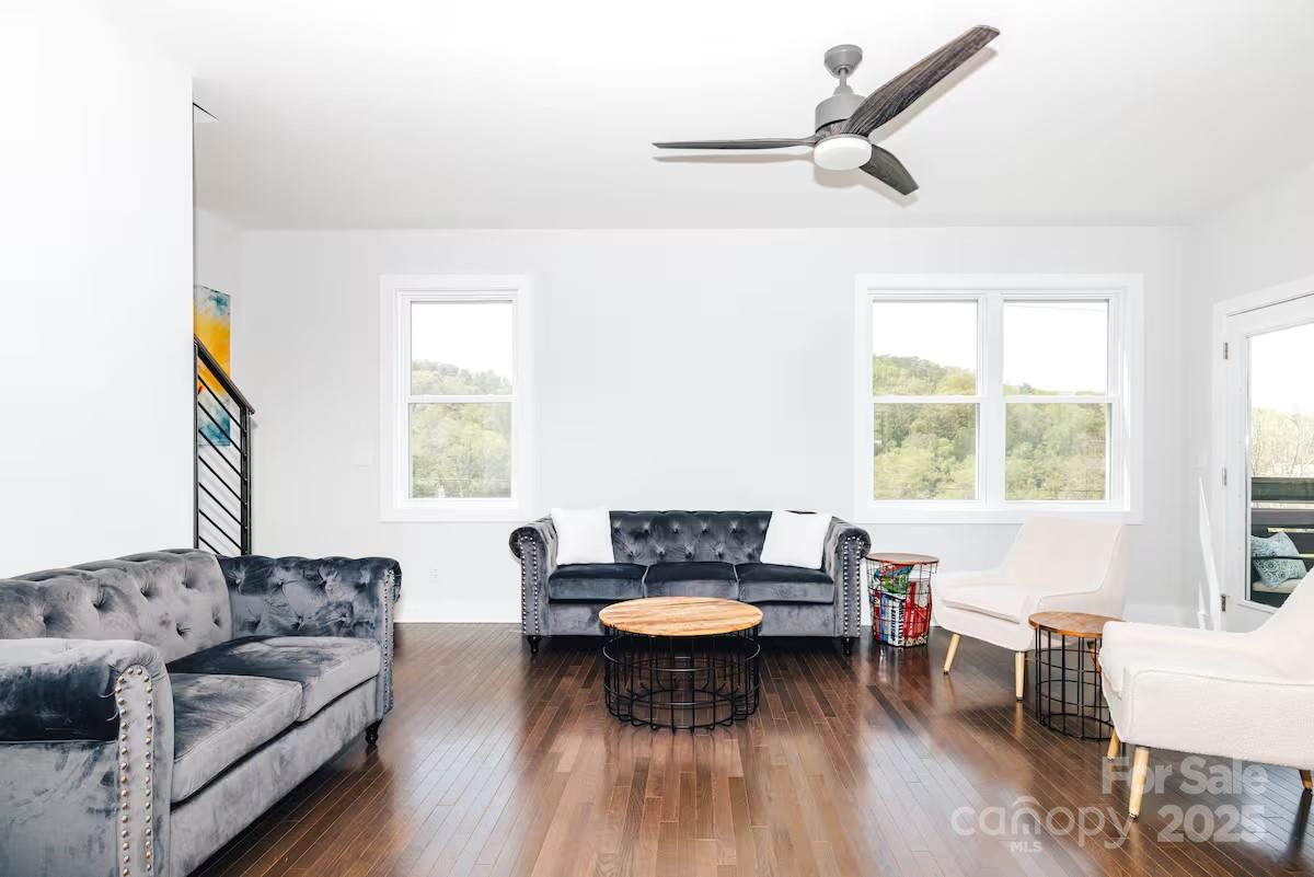 1057 Riverside Drive Asheville NC 28804