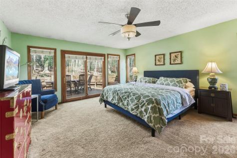 10 Thornwood Court Clover SC 29710