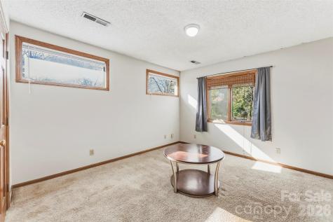 10 Thornwood Court Clover SC 29710
