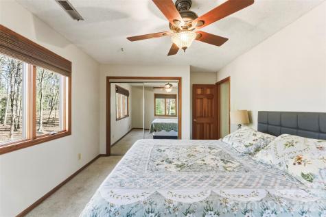 10 Thornwood Court Clover SC 29710