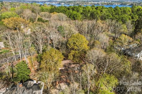 10 Thornwood Court Clover SC 29710