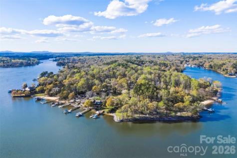10 Thornwood Court Clover SC 29710